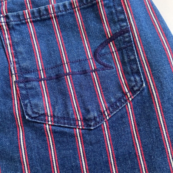American Eagle High Rise Striped Denim Mini Skirt Frayed Hem Patriotic RWB - Picture 7 of 10